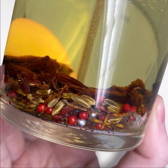 🆕 PRESIDENT'S CHOICE | 3/$15 Amber Gel Candle - Picture 9 of 9